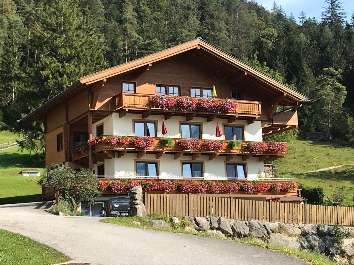 Haus Fernsebner Apartamento Lofer Exterior foto